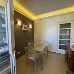 The View - Family House